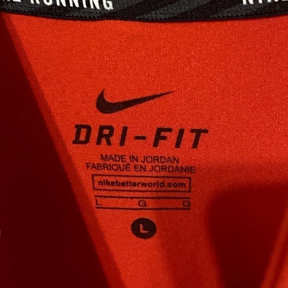 NIKE Running Element Dri-Fit Half Zip Long Sleeve Top High Neck Large Li…